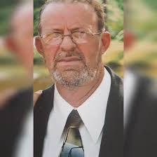 Alison Wayne's Instagram, Twitter & Facebook