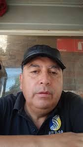 agotados de ver referentes y referentes sociales rotos. quien cuida a los  que cuidan? Aaron nacer