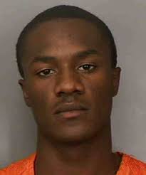 MARIONCOUNTY #OCALA ‼️CAN YOU IDENTIFY‼️ These two are suspects in a  burglary and fraud case where they broke into a woman's car and then used  her debit card at multiple Game Stop