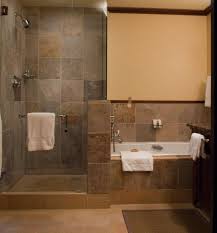 Showers without doors, also known as walk in showers, have plenty of benefits. Doorless Shower Pros And Cons Of Having One On Your Home