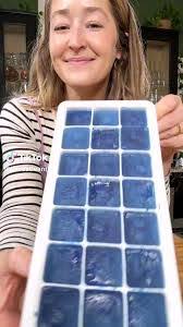 Annalise Hurst's Instagram, Twitter & Facebook