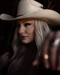 Good food, great music, and even better vibes. 🎶 Join us for live  performances and Southern cuisine—it's the perfect night out! Sydney Shae  6-7 pm Samantha Howell 7-8 pm Krissy Feniak 8-9