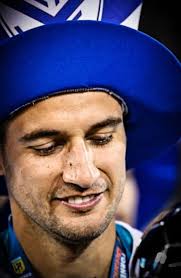 MAMMANA, EL MERLENSE CAMPEÓN CON VÉLEZ Ayer domingo Vélez se consagró  campeón del fútbol argentino y entre los jugadores del Fortín se encuentra  Emanuel Mammana, vecino que vive en Merlo. Mammana llegó