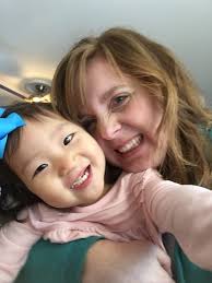 We tried The Earthling Co.'s bar shampoo. Here's what we thought.