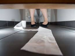 Wie lange sitzt du durchschnittlich auf dem klo? Hamorrhoiden Lassen Sich Nicht Aussitzen Gesundheit