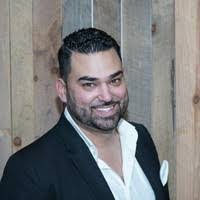 Sacha Singh's Instagram, Twitter & Facebook