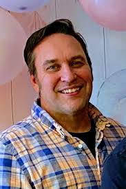 Ryan Patton's Instagram, Twitter & Facebook