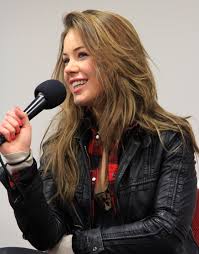 Her birthday, what she did before fame, her family life, fun trivia facts, popularity rankings, and more. Roxanne Mckee Wikipedia