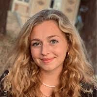 Andrea Hilmer's Instagram, Twitter & Facebook