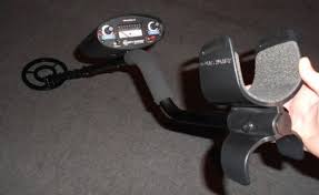 Bounty hunter tk4 tracker iv ground search general purpose metal detector black. We Review The Best Metal Detectors Of 2020