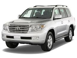 2010 toyota sequoia interior features. 2010 Lexus Lx Vs 2010 Toyota Land Cruiser The Car Connection