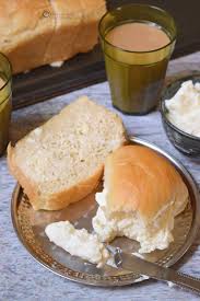 Bun Maska Maska Pav Mumbai Street Food Breakfast Tea Time Chai Time Vegetarian Fun Food Recipe Bun Maska Recipe Maska Pav Reci Food Recipes Indian Food Recipes The vada's are prepared by coating the aloo bhaji with besan batter and then deep fried. bun maska maska pav mumbai street food