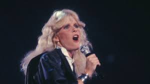 For the last week at steynonline we have been mourning the death of our dear friend kathy shaidle, and, as sometimes happens along the way at such times, a certain song lodged in my brain. Kim Carnes Bette Davis Eyes Swr1 Pop Poesie Swr1