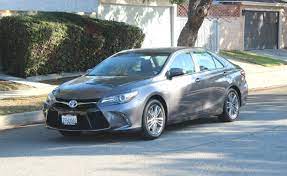 2015 toyota camry xle 2.5l 4 cyl. 2015 Toyota Camry Hybrid Review Video