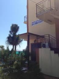 Hotel tropical este format din 40 de camere duble si camere triple spatioase, cu o suprafata cuprinsa intre 25 si 30 mp. Vila Eforie Bioterra In Eforie Nord Romania Lets Book Hotel