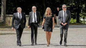 He has played for germany national team. Trauerfeier Fur Stephan Sohn Von Franz Beckenbauer Der Im Alter Von 46 Jahren Verstarb Trauergaste Waren Unter And Franz Beckenbauer Beckenbauer Trauerfeier