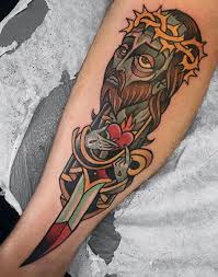100 Jesus Tattoos Fur Manner Cool Savior Ink Design Ideen Jesus Tattoo Tatowierungen Und Tattoos Manner