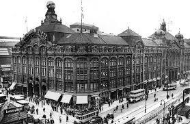 Hermann Tietz Berlin Alexanderplatz 1930 S Berlin Berlin Photos Berlin Germany