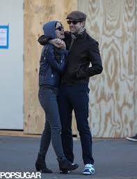 Jason sudeikis and olivia wilde attend an la special screening of booksmart on may 13, 2019, in los angeles, california. Jason And Olivia Cuddle Up As They Consider An Nyc Wedding Jason Sudeikis Olivia Wilde Cute Celebrity Couples