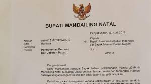 Perayaan natal tidak harus dilakukan pada 25 desember karena natal yang sesungguhnya ada di hati kita. Suara Jokowi Di Wilayahnya Anjlok Bupati Mandailing Natal Mengundurkan Diri Mendagri Tak Lazim Tribunnews Com Mobile