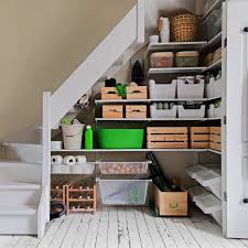 Nombre d'entre eux sont dotés de rangements. 1001 Idees Pour Detourner Une Caisse En Bois Ikea