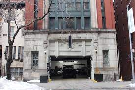 I feel very safe parking here and i'm not worried about my car getting broken into. Historic Ues Garage Formerly Used By Wealthy Automobile Owners Up For Sale Upper East Side New York Dnainfo