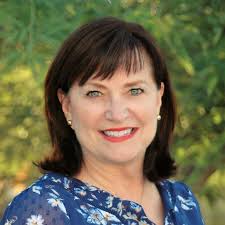 Terri Calderon's Instagram, Twitter & Facebook