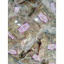 (sachet ini jangan dibuang kerana boleh. Daun Mandian Herba Ready