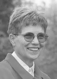 Peggy Winchell's Instagram, Twitter & Facebook