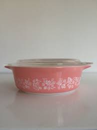 Awesome vintage valentine's day display. Vintage Pyrex Pink Gooseberry Casserole Pink White 471 1 Etsy Pyrex Vintage Vintage Industrial Living Room Pink Pyrex