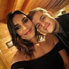 Derek Hendrix (0tnxzrocsh823oc)