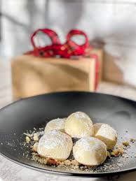 Mexican cinnamon sugar cookies or polvorones de canela are a traditional christmas cookie in mexico. Mexican Wedding Cookies Institute Of Culinary Education