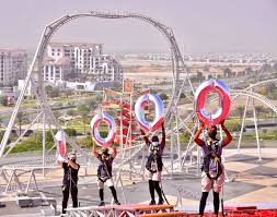 Maybe you would like to learn more about one of these? Ferrari World Abu Dhabi S Roof Walk And Zip Line Mark 1 000 Experiences Milestone Park World Online Theme Park Amusement Park And Attractions Industry News