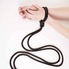 FIGURE OF A Self-Tie Shibari Handcuffs Black - Brigade Mondaine Le Luxe  Erotique