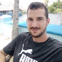 Daniel Armas's Instagram, Twitter & Facebook