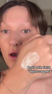 Trend It Up Liquid Highlighter