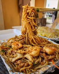 1 911 Likes 11 Comments Chang S Garden Changs Garden On Instagram Stir Fried Noodles Made With Vegetables Grab Our House In 2020 Chow Mein Vegetables Noodles