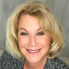 Carrie Covington's Instagram, Twitter & Facebook