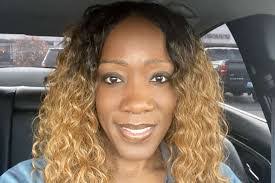 Shauna Roy's Instagram, Twitter & Facebook