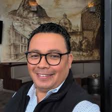 🔴Reaparece Liz Vilchis en las mañaneras La responsable de la sección  "Quién es quién de las mentiras", durante el gobierno de AMLO, asistió a la  mañanera de la presidenta Claudia Sheinbaum pero