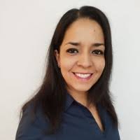 70+ perfiles de «Celina Flores»