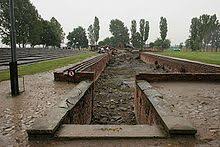 Das lager wurde, eine besonderheit bei konzentrationslagern, auf initiative und kosten der i.g. Gaskammer Massenmord Wikipedia