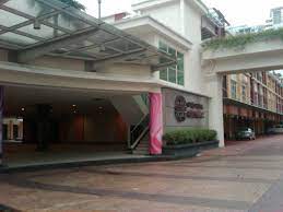 Borang h (im.101a) yang boleh didapati di kaunter pejabat pasport atau dimuat turun melalui laman web imigresen secara percuma. Pejabat Imigresen Kelana Jaya Mapio Net