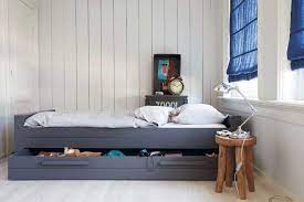 karwei creeer extra opbergruimte met schuiflades onder het bed wooninspiratie slaapkamer karwei slaapkamer slaapkamerdesigns slaapkamer ideeen