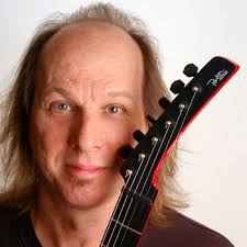 Adrian Belew: Twang Bar King in a Trio Format