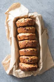 Des Cookies Vegan Et Sans Gluten Fondants Et Moelleux Au Bon Gout De Banane De Noix De Coco Et De Chocolat Gouter Vegan Banane Chocolat Recette Gateau Vegan