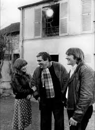 Huppert was encouraged by her mother to begin acting at a. Isabelle Huppert Sur Le Tournage De Loulou Avec Le Grand Maurice Pialat Et Gerard Depardieu Isabelle Huppert Cinema French Films