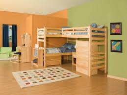 Three kids in one room! How To Arrange 3 Beds In One Room
