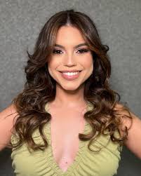 ✨💚 @ivanapinheiroo @milacorreiastudio @graziihair_ #makeup #makeupfesta  #makeupcasamento