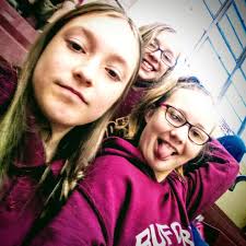 Stream Julia Riggins music